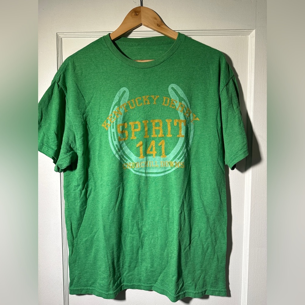 2015 Kentucky Derby green tshirt. Size Large